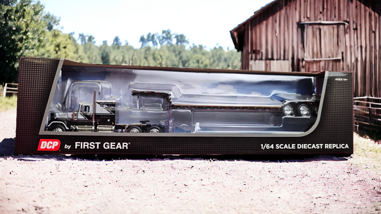 1/64 Scale Mack Super Liner 60" Flattop Sleeper & Fontaine Renegade LXT40 LowBoy Trailer With Flip Tail