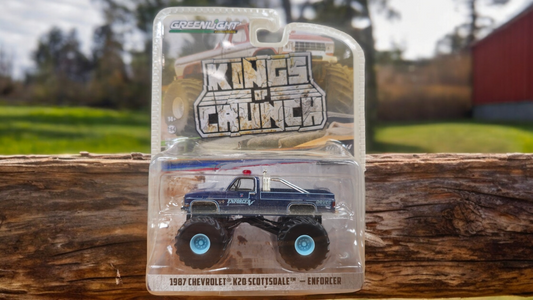 1:64 Scale 1987 Chevrolet 520 Scottsdale - Enforcer