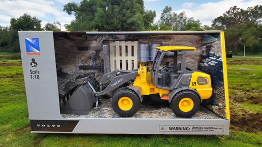 1:18 Scale Volvo Loader