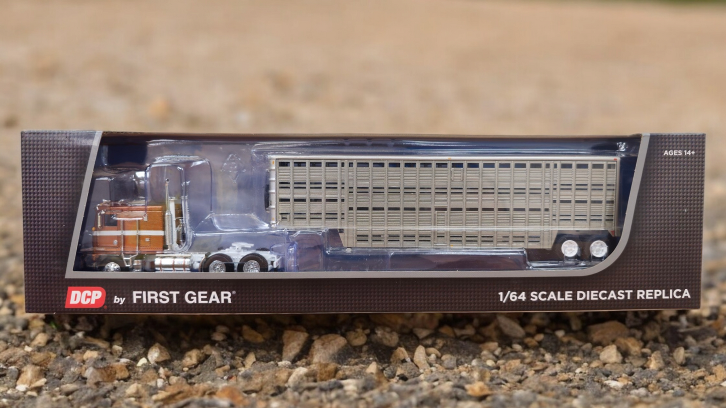 1:64 Scale Kenworth K100 Flattop with 45' Vintage Livestock Trailer